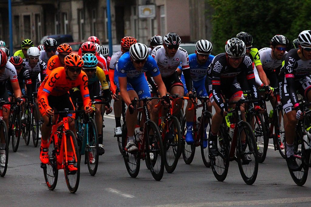 W Legnicy rozpoczął się wyścig CCC Tour Grody Piastowskie 2017