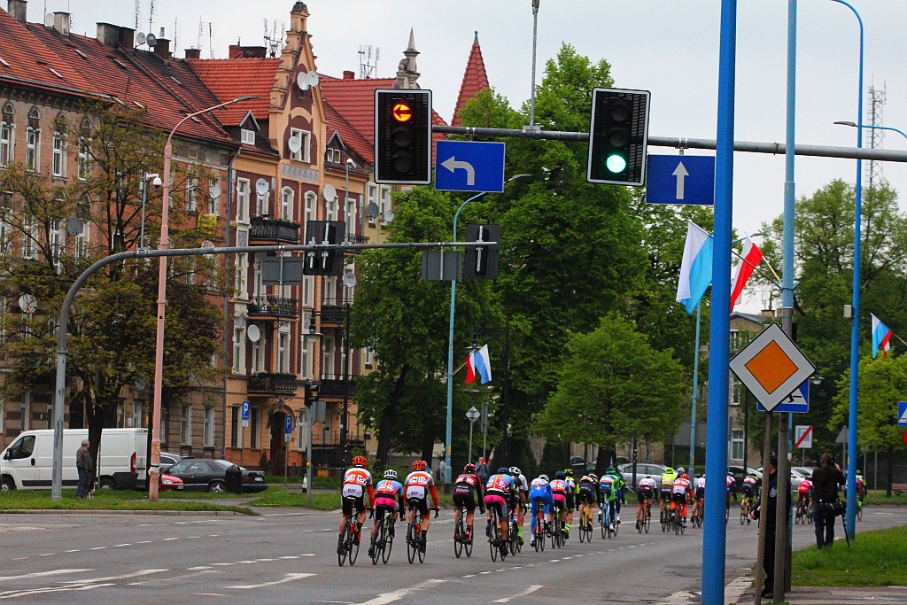 W Legnicy rozpoczął się wyścig CCC Tour Grody Piastowskie 2017