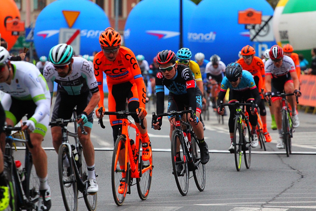 W Legnicy rozpoczął się wyścig CCC Tour Grody Piastowskie 2017