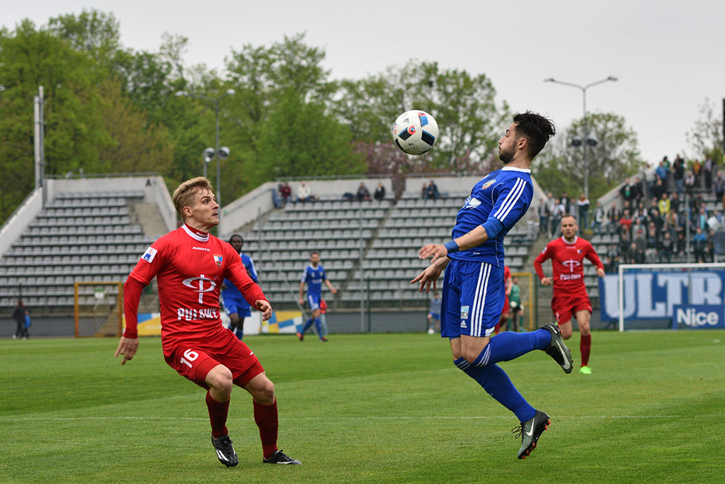 Piłkarze Miedzi zawiedli. Remis z Wisłą może sporo kosztować