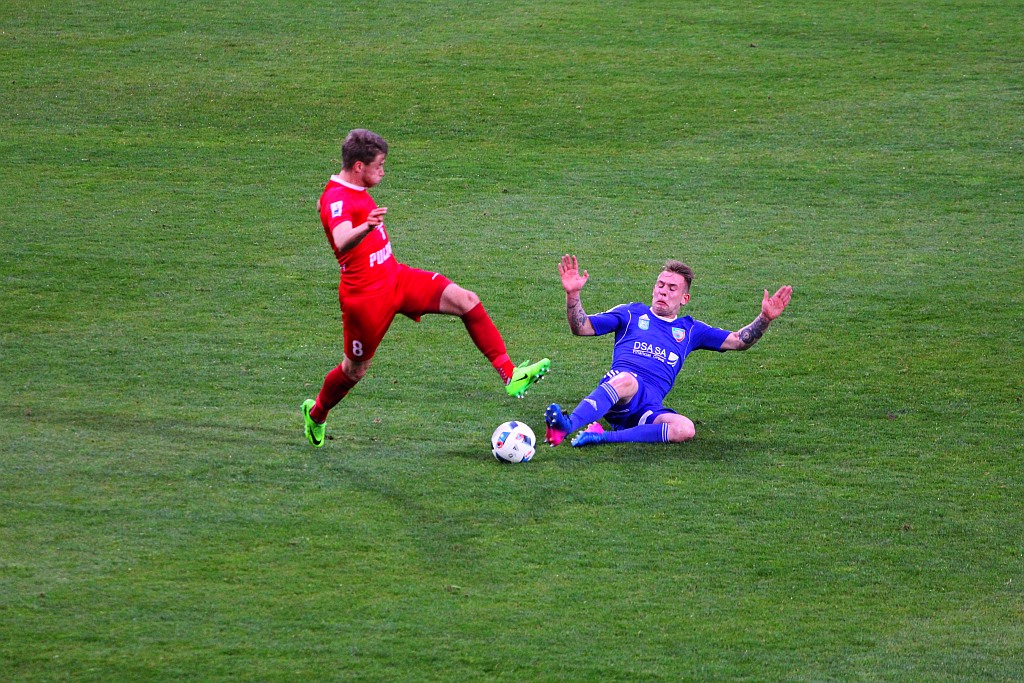Piłkarze Miedzi zawiedli. Remis z Wisłą może sporo kosztować