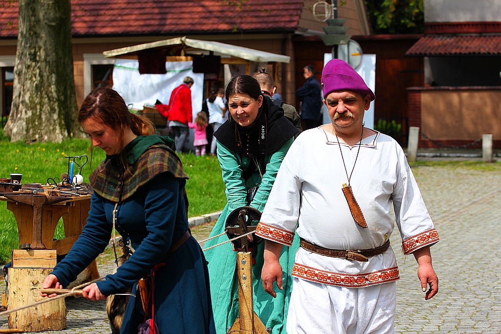 Legnickie Pole opanowali rycerze i średniowieczni rzemieślnicy