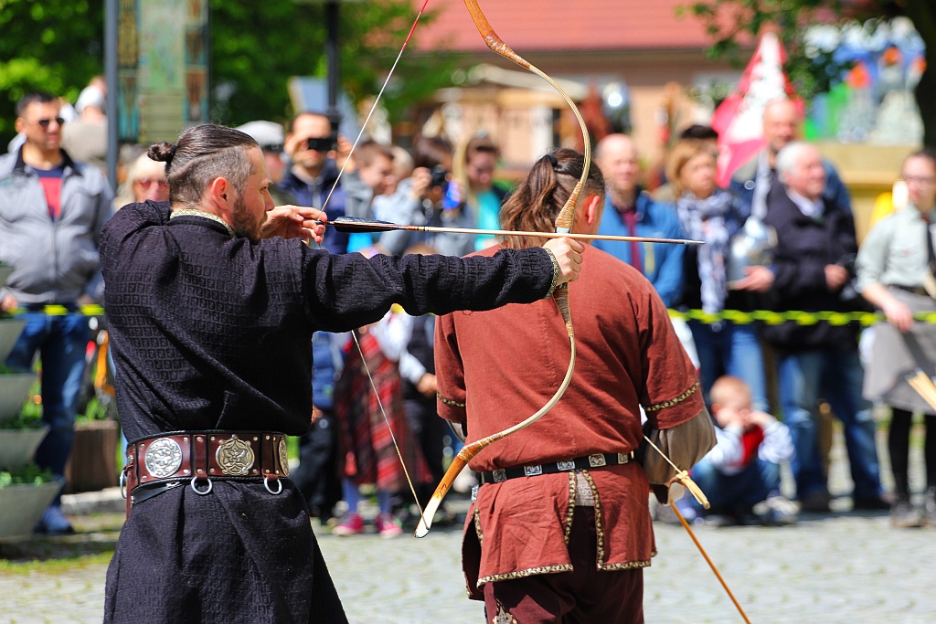 Legnickie Pole opanowali rycerze i średniowieczni rzemieślnicy