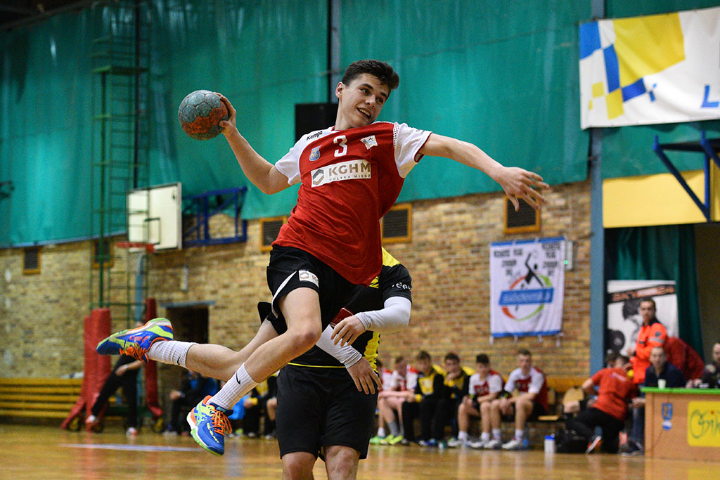 Siódemka Miedź Legnica zwyciężyła w turnieju 1/8 finału MPJM