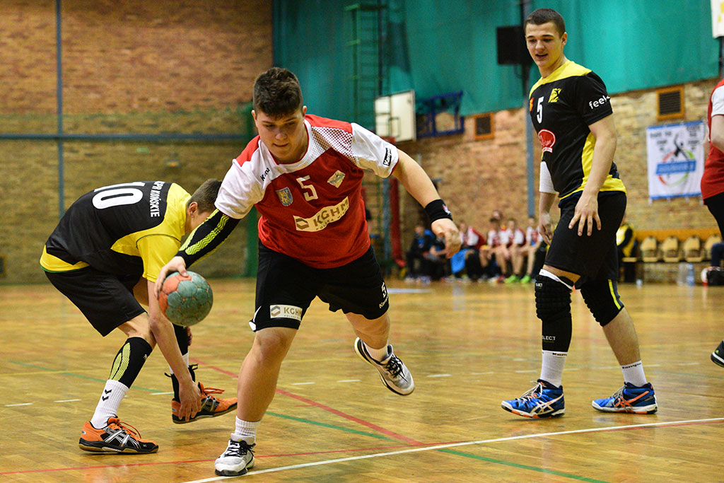 Siódemka Miedź Legnica zwyciężyła w turnieju 1/8 finału MPJM