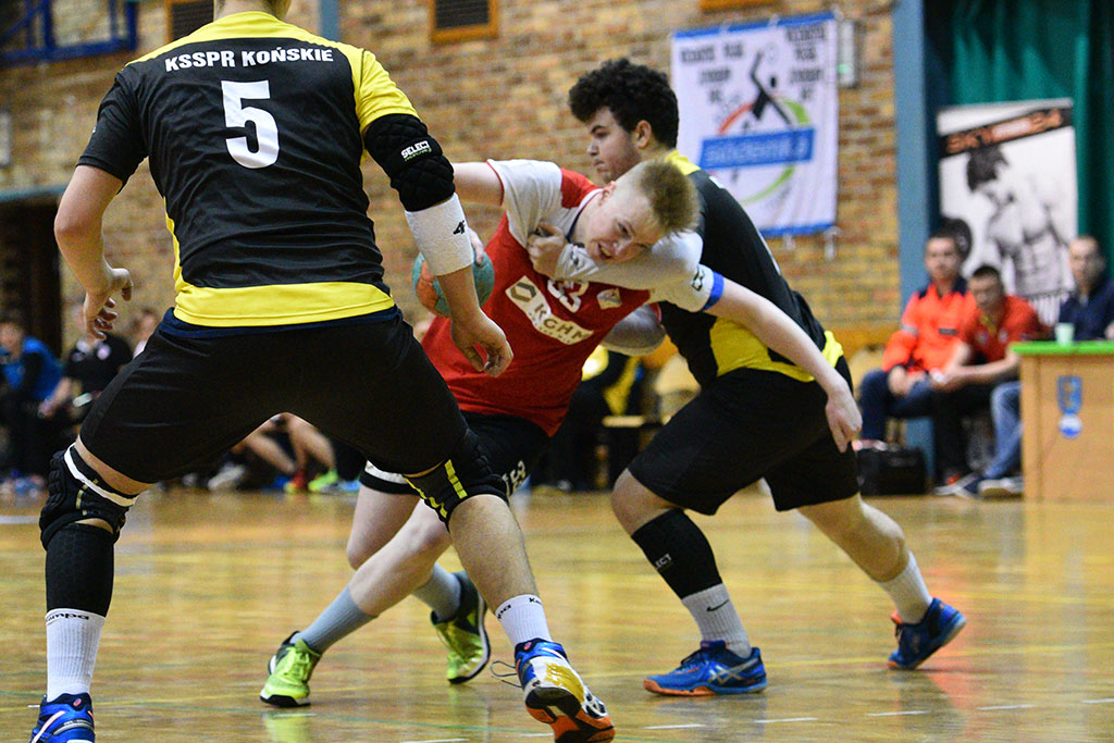 Siódemka Miedź Legnica zwyciężyła w turnieju 1/8 finału MPJM