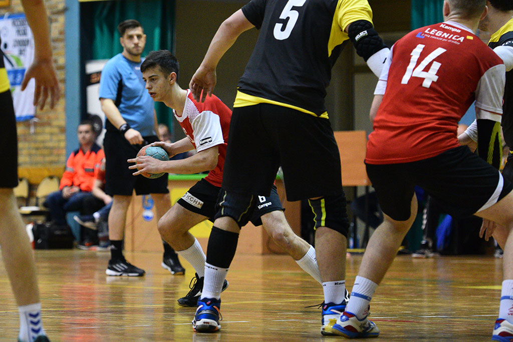 Siódemka Miedź Legnica zwyciężyła w turnieju 1/8 finału MPJM