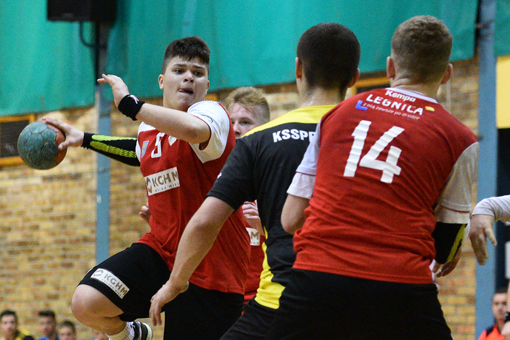 Siódemka Miedź Legnica zwyciężyła w turnieju 1/8 finału MPJM