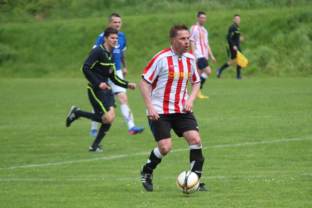Gminne derby w Koskowicach. Zryw Kłębanowice ograł Błękitnych