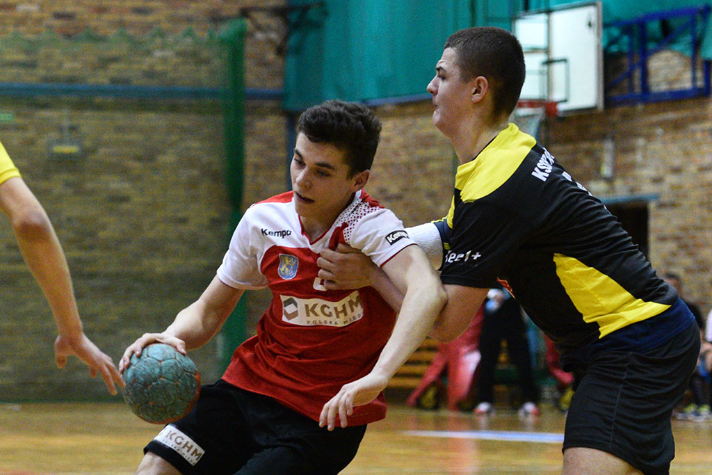 Siódemka Miedź Legnica zwyciężyła w turnieju 1/8 finału MPJM