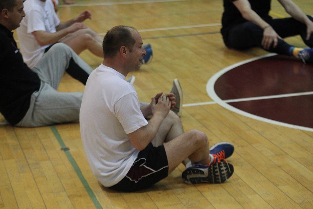 Pokazowy mecz siatkówki na siedząco podczas Gruszka Cup