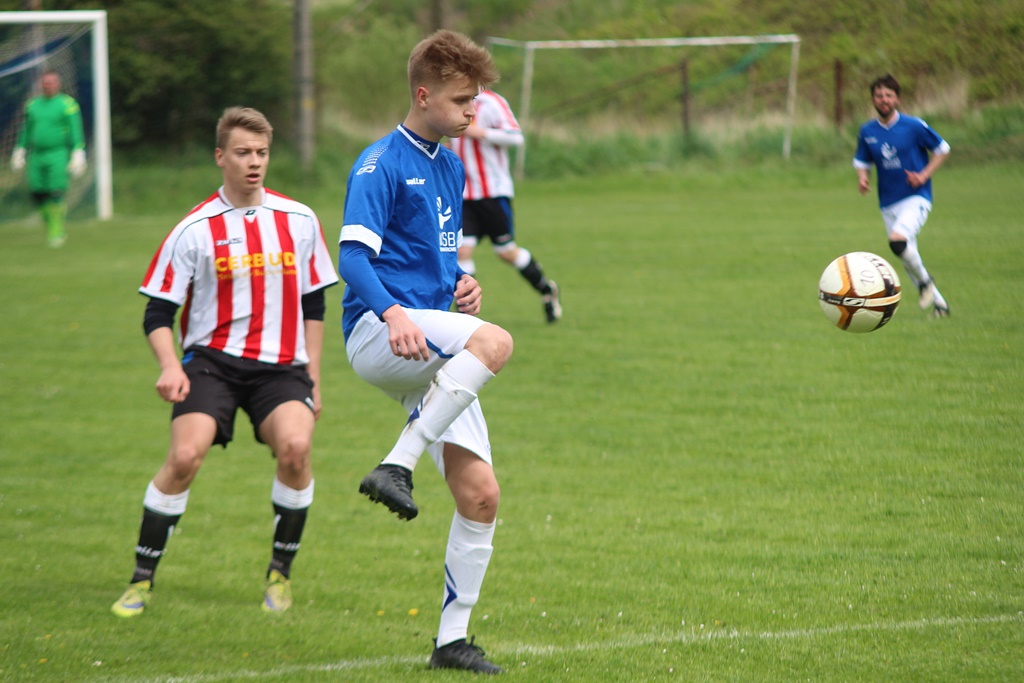 Gminne derby w Koskowicach. Zryw Kłębanowice ograł Błękitnych