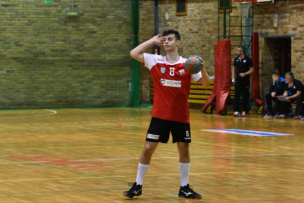 Siódemka Miedź Legnica zwyciężyła w turnieju 1/8 finału MPJM