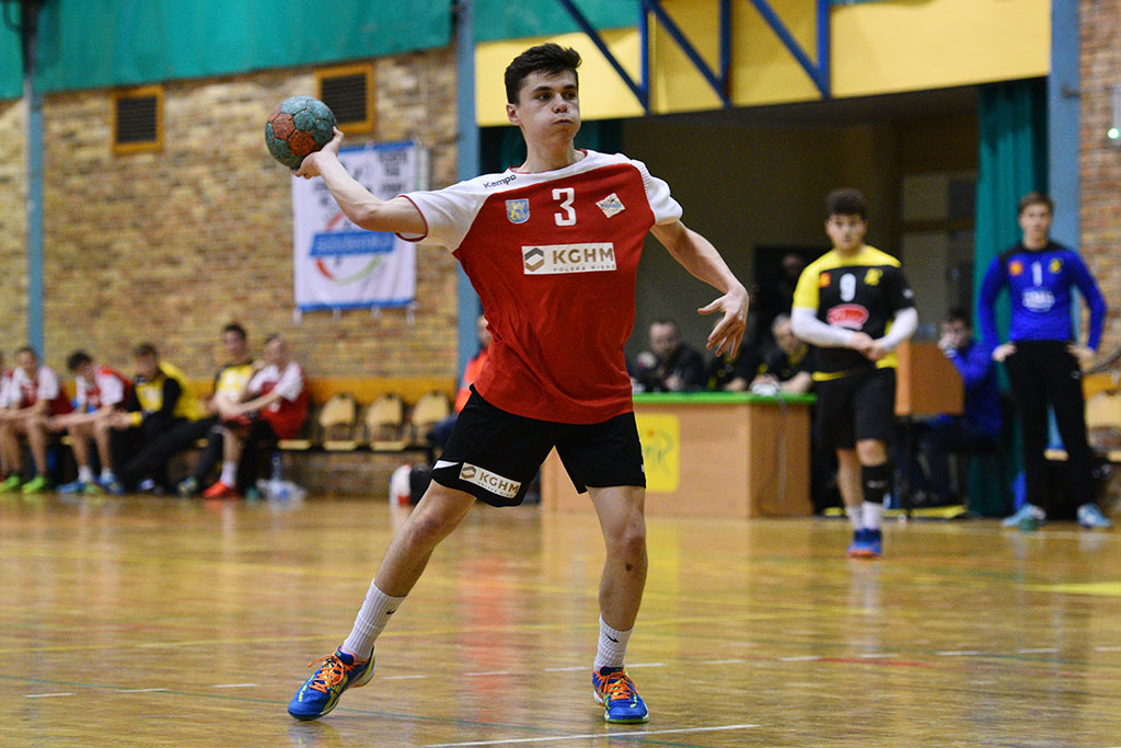 Siódemka Miedź Legnica zwyciężyła w turnieju 1/8 finału MPJM