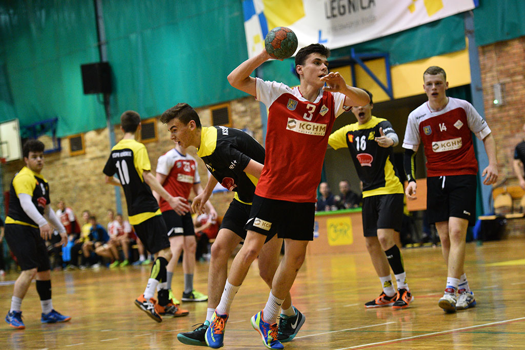 Siódemka Miedź Legnica zwyciężyła w turnieju 1/8 finału MPJM