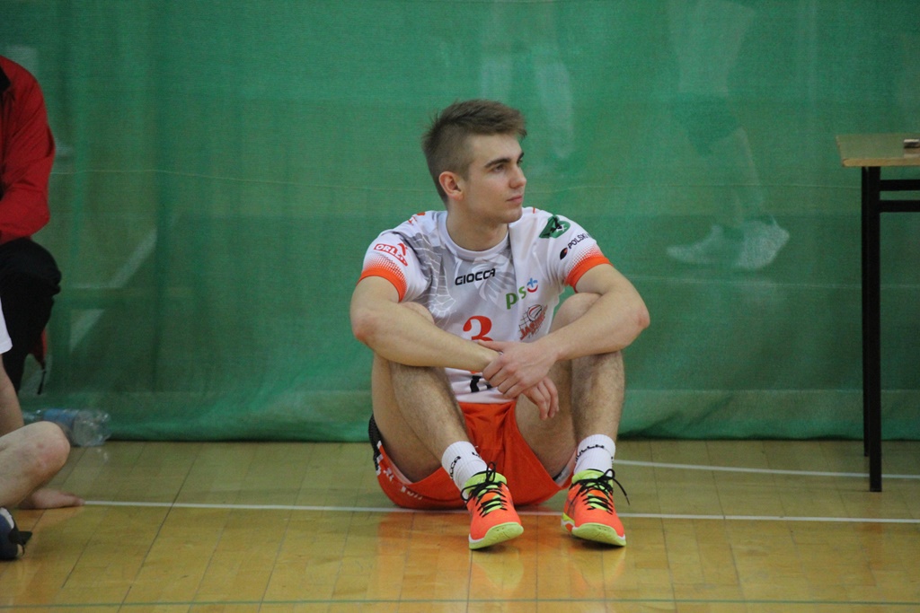 Pokazowy mecz siatkówki na siedząco podczas Gruszka Cup