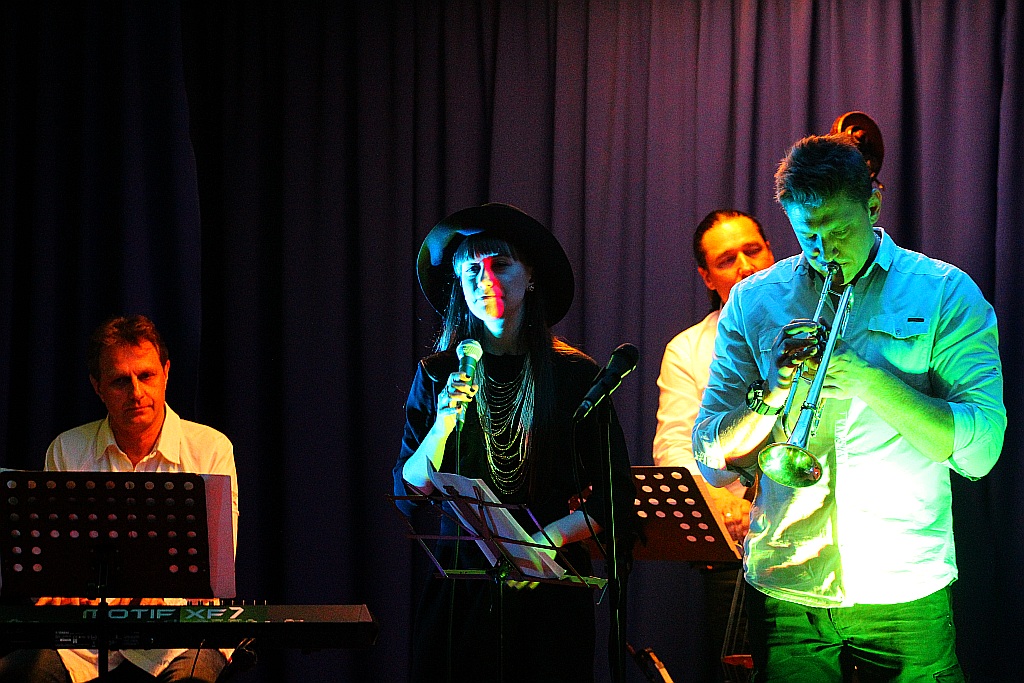 Na scenie SDK „Kopernik” odbył się koncert Patrycji Kamoli