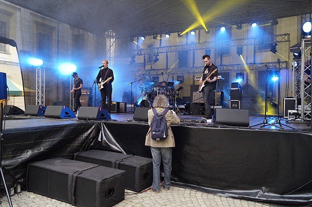 Przegląd Kapel Rockowych na dziedzińcu Akademii Rycerskiej
