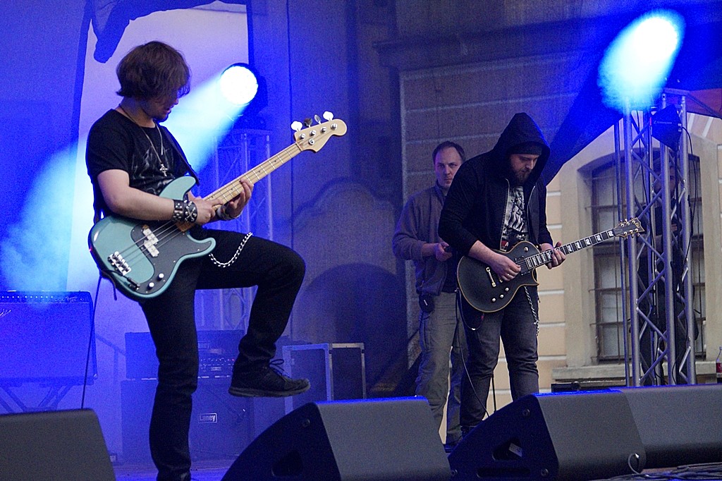 Przegląd Kapel Rockowych na dziedzińcu Akademii Rycerskiej