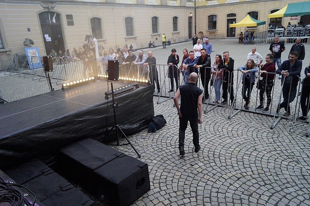 Przegląd Kapel Rockowych na dziedzińcu Akademii Rycerskiej