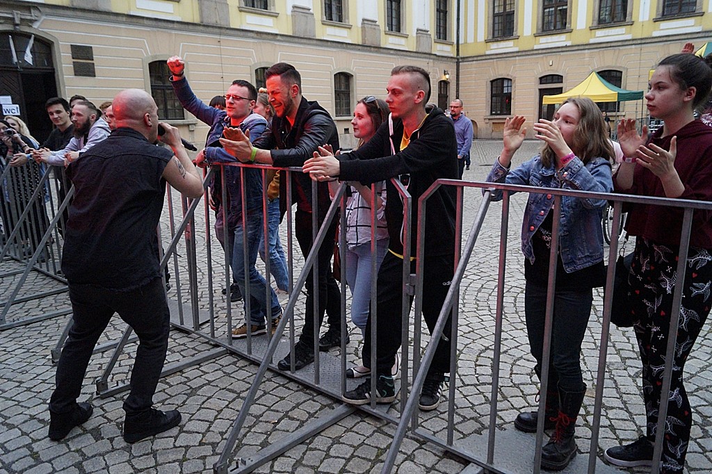 Przegląd Kapel Rockowych na dziedzińcu Akademii Rycerskiej