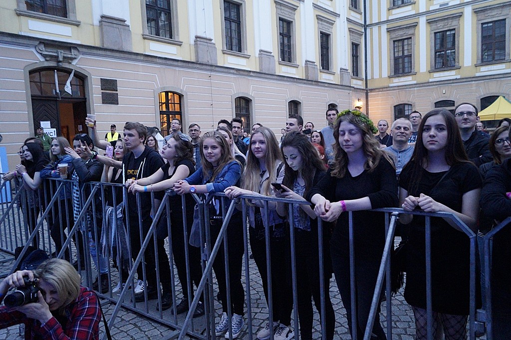 Przegląd Kapel Rockowych na dziedzińcu Akademii Rycerskiej