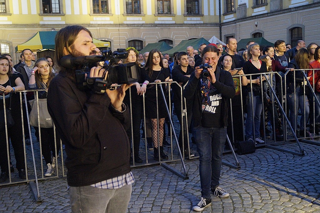 Przegląd Kapel Rockowych na dziedzińcu Akademii Rycerskiej