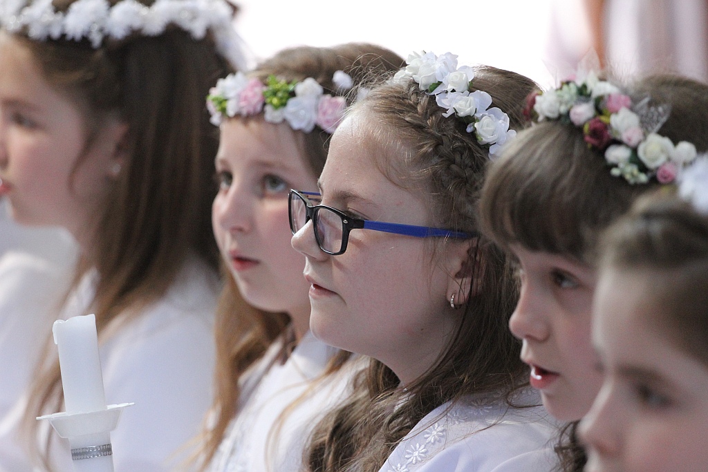 Pierwsza Komunia święta w kościele Matki Bożej Królowej Polski