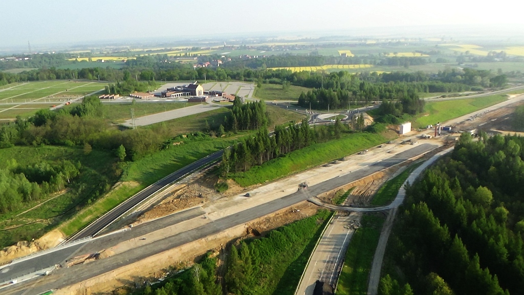 Z wizytą na budowie drogi ekspresowej. S3 rośnie w oczach