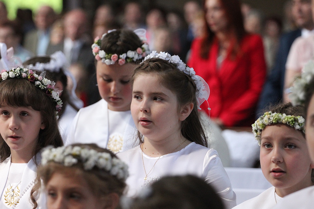 Pierwsza Komunia święta w kościele Matki Bożej Królowej Polski