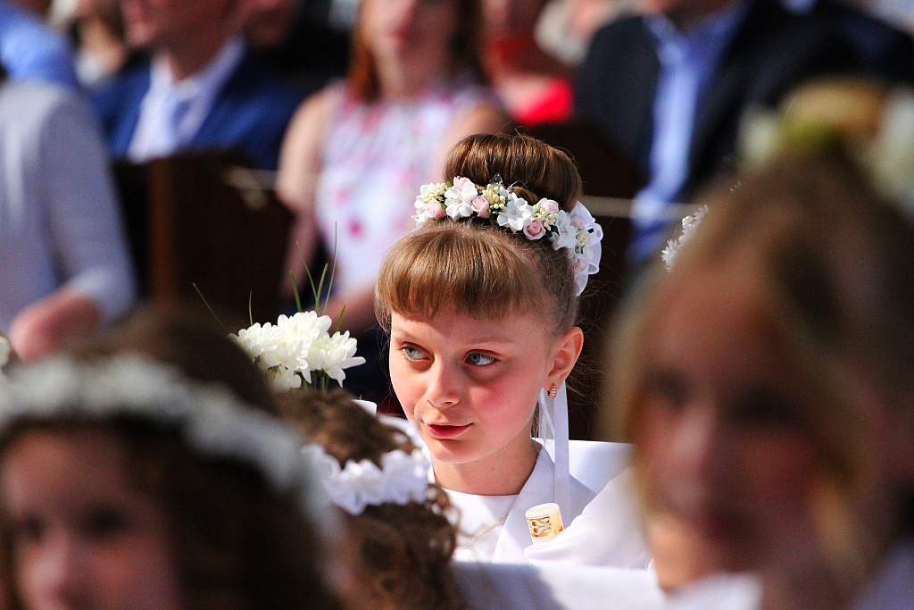 Pierwsza Komunia święta w kościele Matki Bożej Królowej Polski
