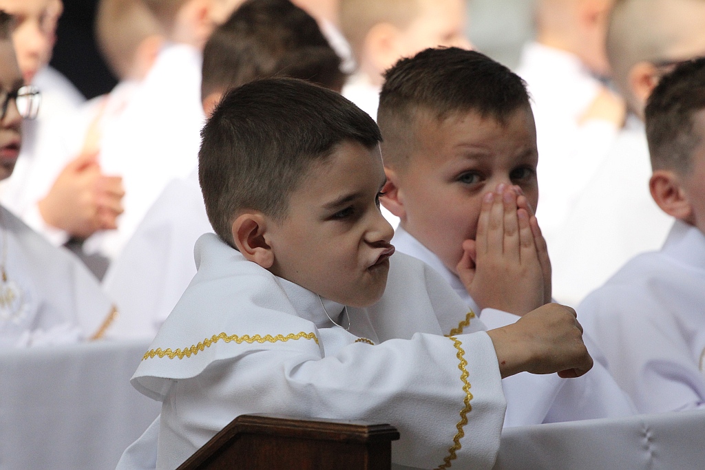 Pierwsza Komunia święta w kościele Matki Bożej Królowej Polski
