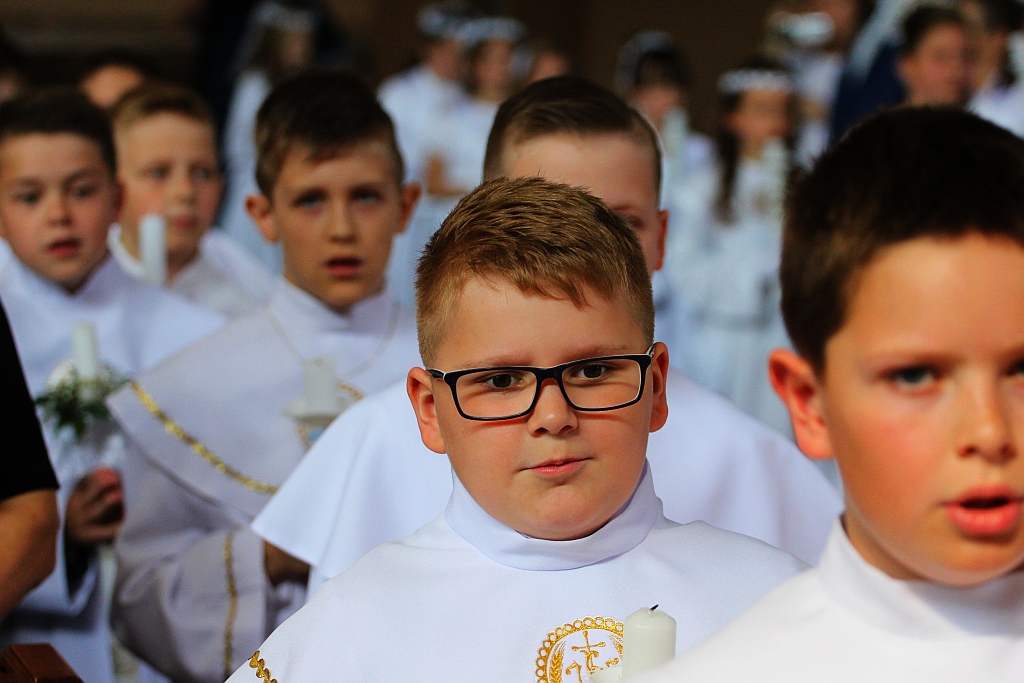 Pierwsza Komunia święta w kościele Matki Bożej Królowej Polski