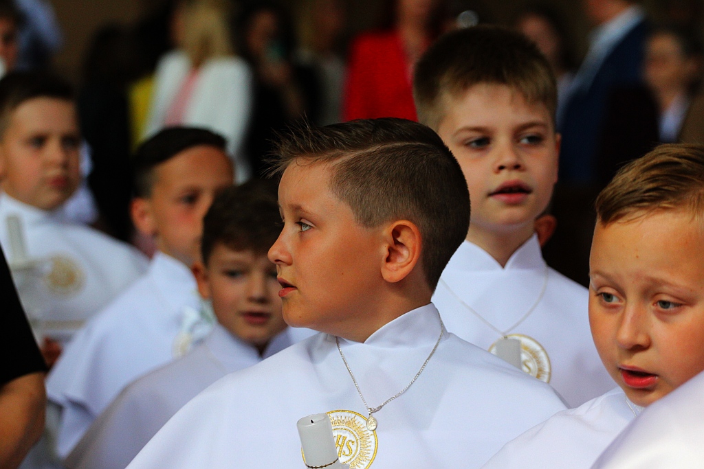 Pierwsza Komunia święta w kościele Matki Bożej Królowej Polski