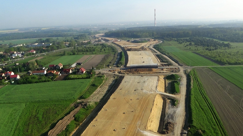 Z wizytą na budowie drogi ekspresowej. S3 rośnie w oczach