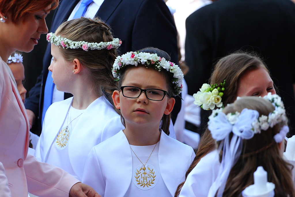 Pierwsza Komunia święta w kościele Matki Bożej Królowej Polski