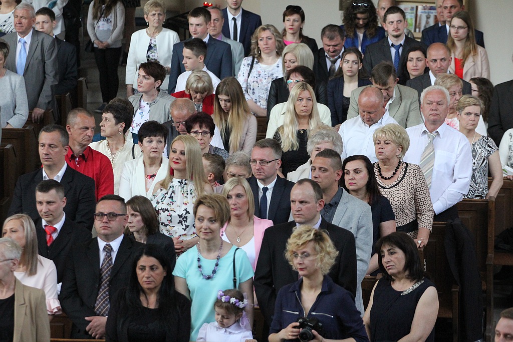 Pierwsza Komunia święta w kościele Matki Bożej Królowej Polski