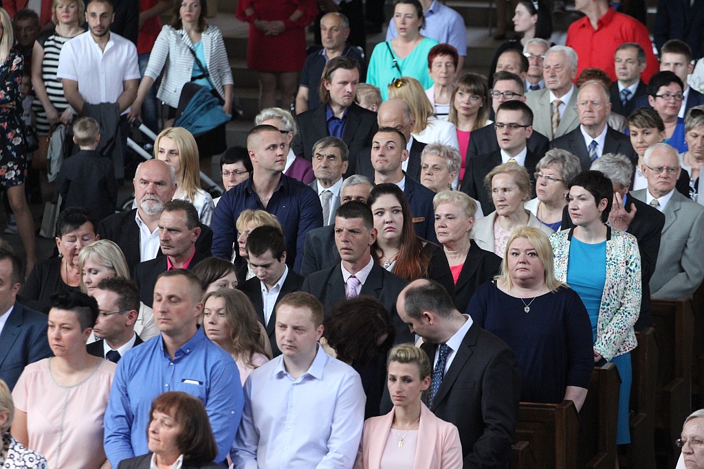 Pierwsza Komunia święta w kościele Matki Bożej Królowej Polski