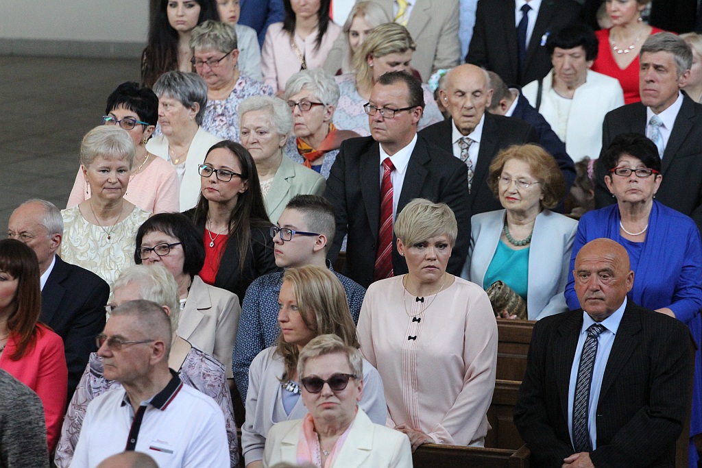 Pierwsza Komunia święta w kościele Matki Bożej Królowej Polski