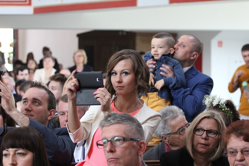 Pierwsza Komunia święta w kościele Matki Bożej Królowej Polski