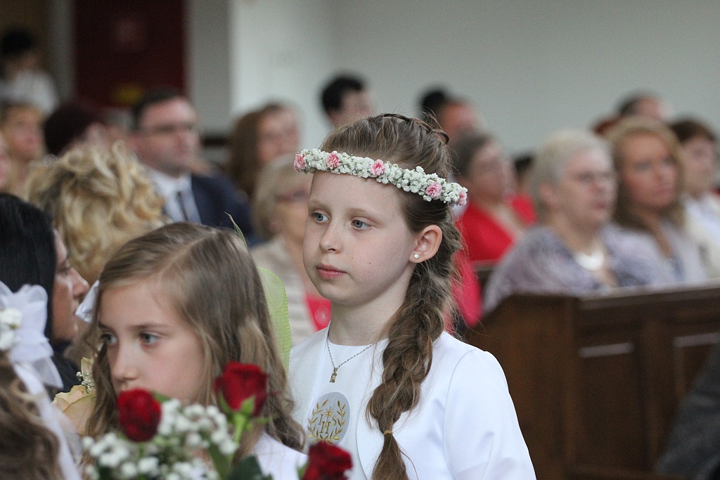 Pierwsza Komunia święta w kościele Matki Bożej Królowej Polski