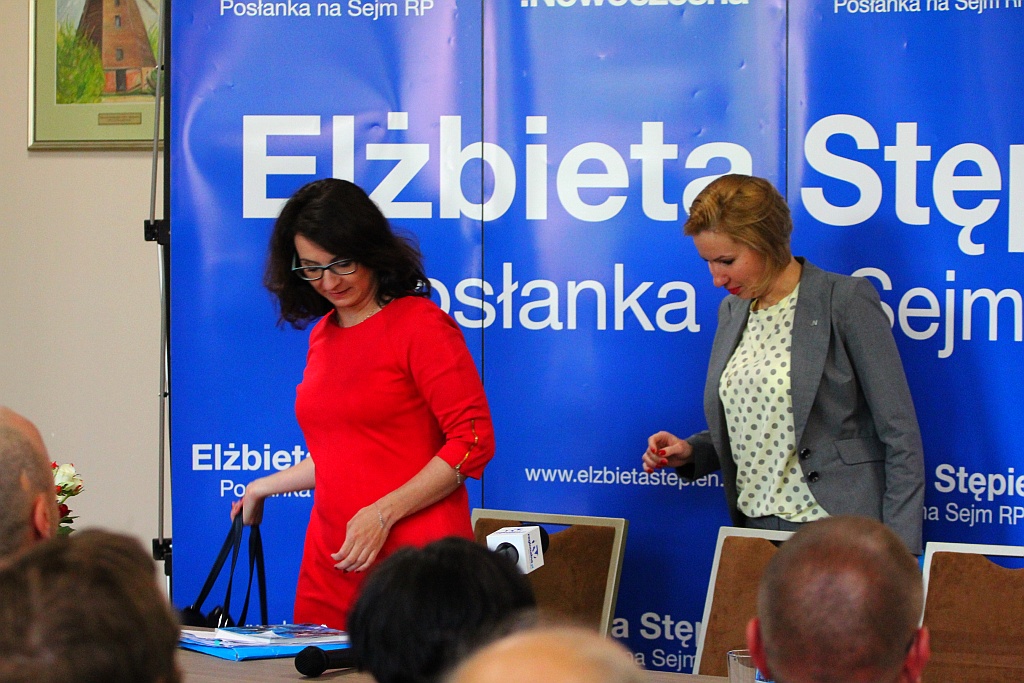 Posłanka Gasiuk-Pihowicz spotkała się z legniczanami
