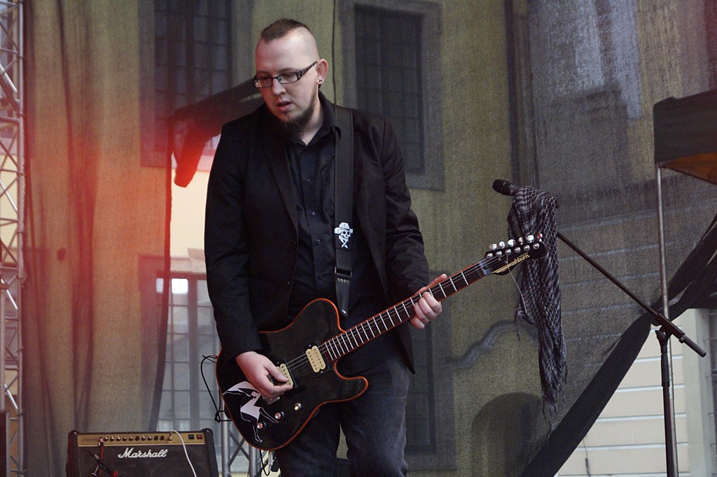 Koncert „Muzyka Wyklęta” na dziedzińcu Akademii Rycerskiej