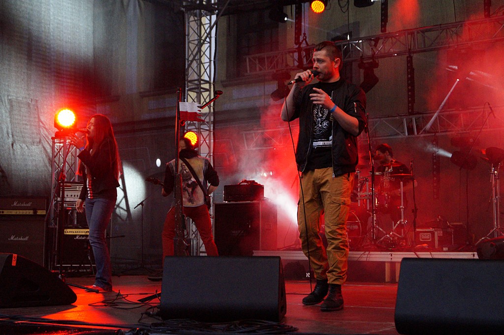 Koncert „Muzyka Wyklęta” na dziedzińcu Akademii Rycerskiej