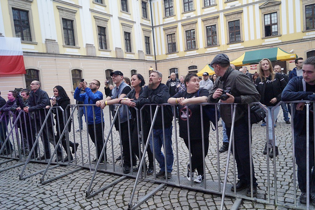 Koncert „Muzyka Wyklęta” na dziedzińcu Akademii Rycerskiej