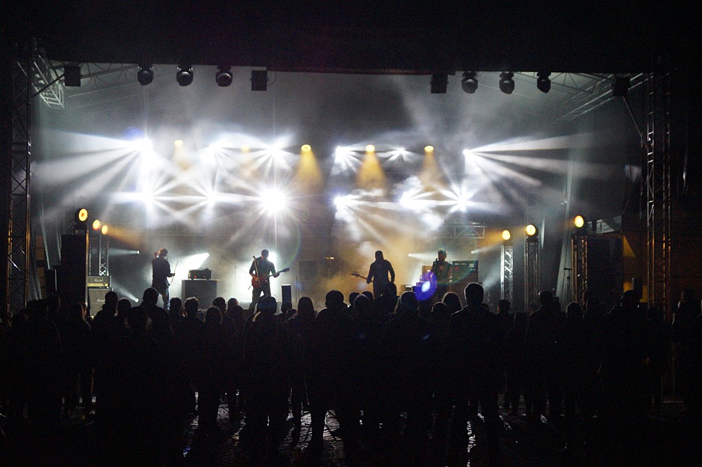Koncert „Muzyka Wyklęta” na dziedzińcu Akademii Rycerskiej