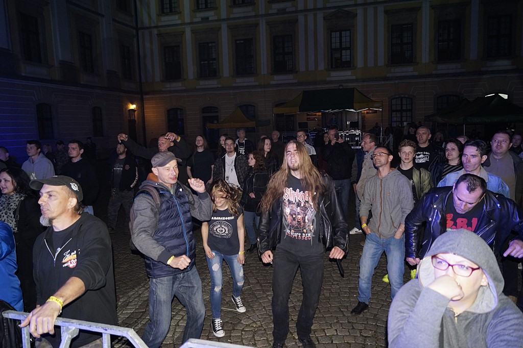 Koncert „Muzyka Wyklęta” na dziedzińcu Akademii Rycerskiej