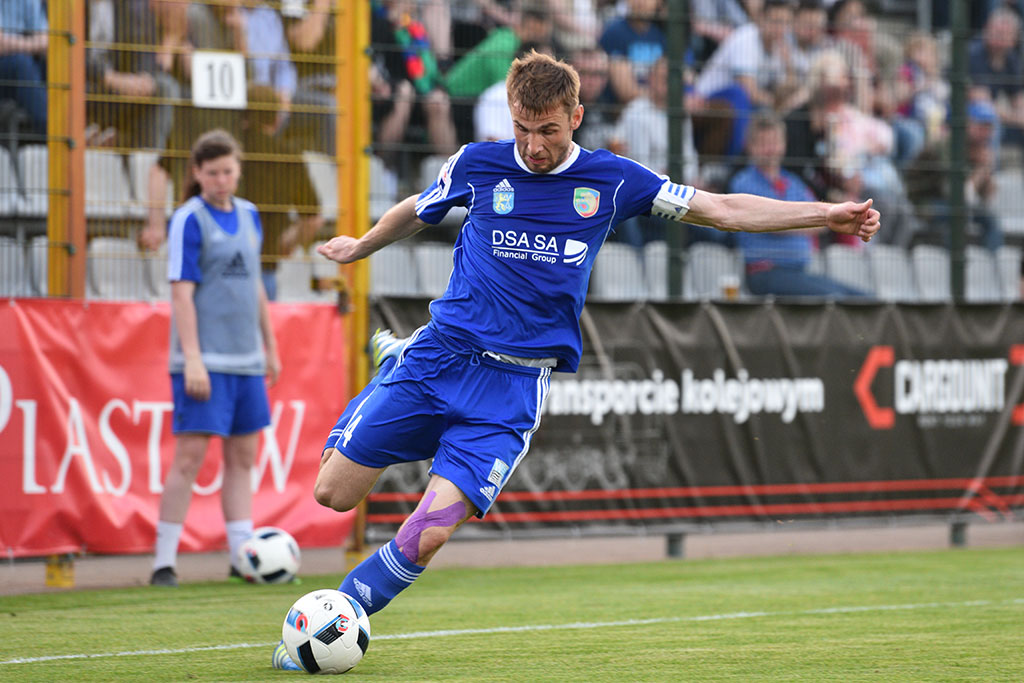 Bardzo bolesna porażka piłkarzy Miedzi Legnica ze Stalą Mielec