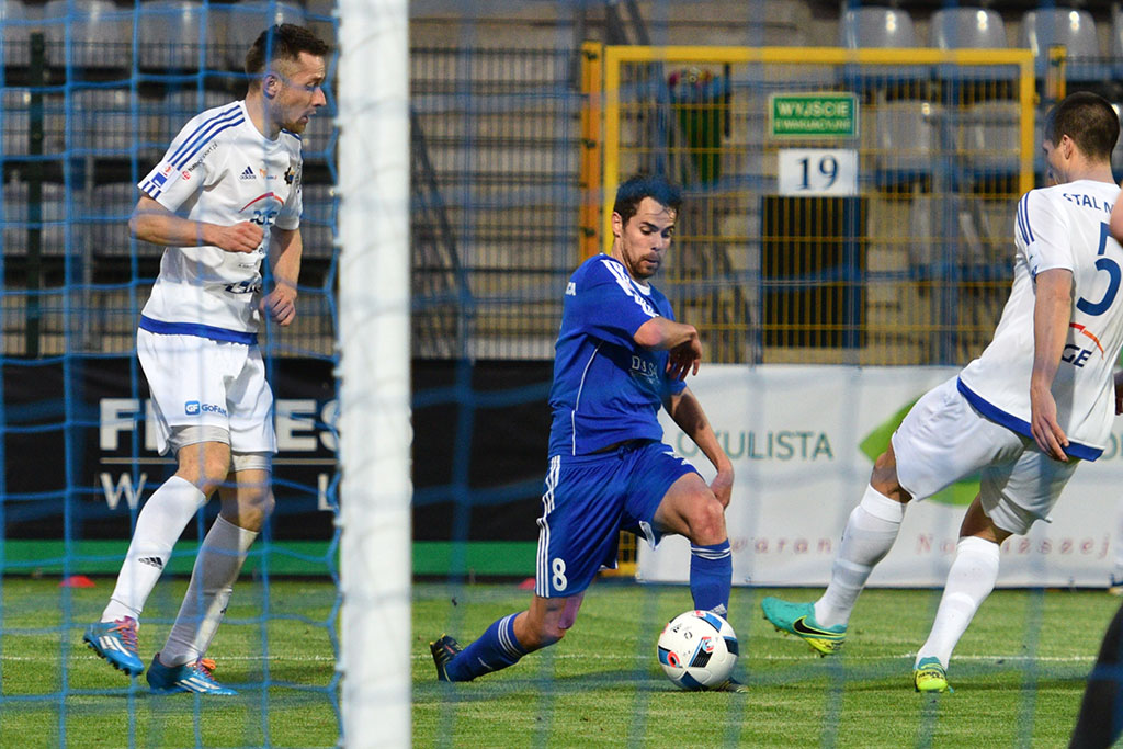 Bardzo bolesna porażka piłkarzy Miedzi Legnica ze Stalą Mielec