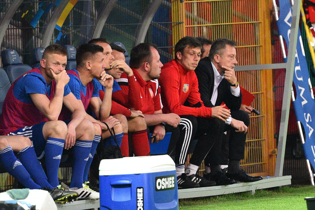Bardzo bolesna porażka piłkarzy Miedzi Legnica ze Stalą Mielec